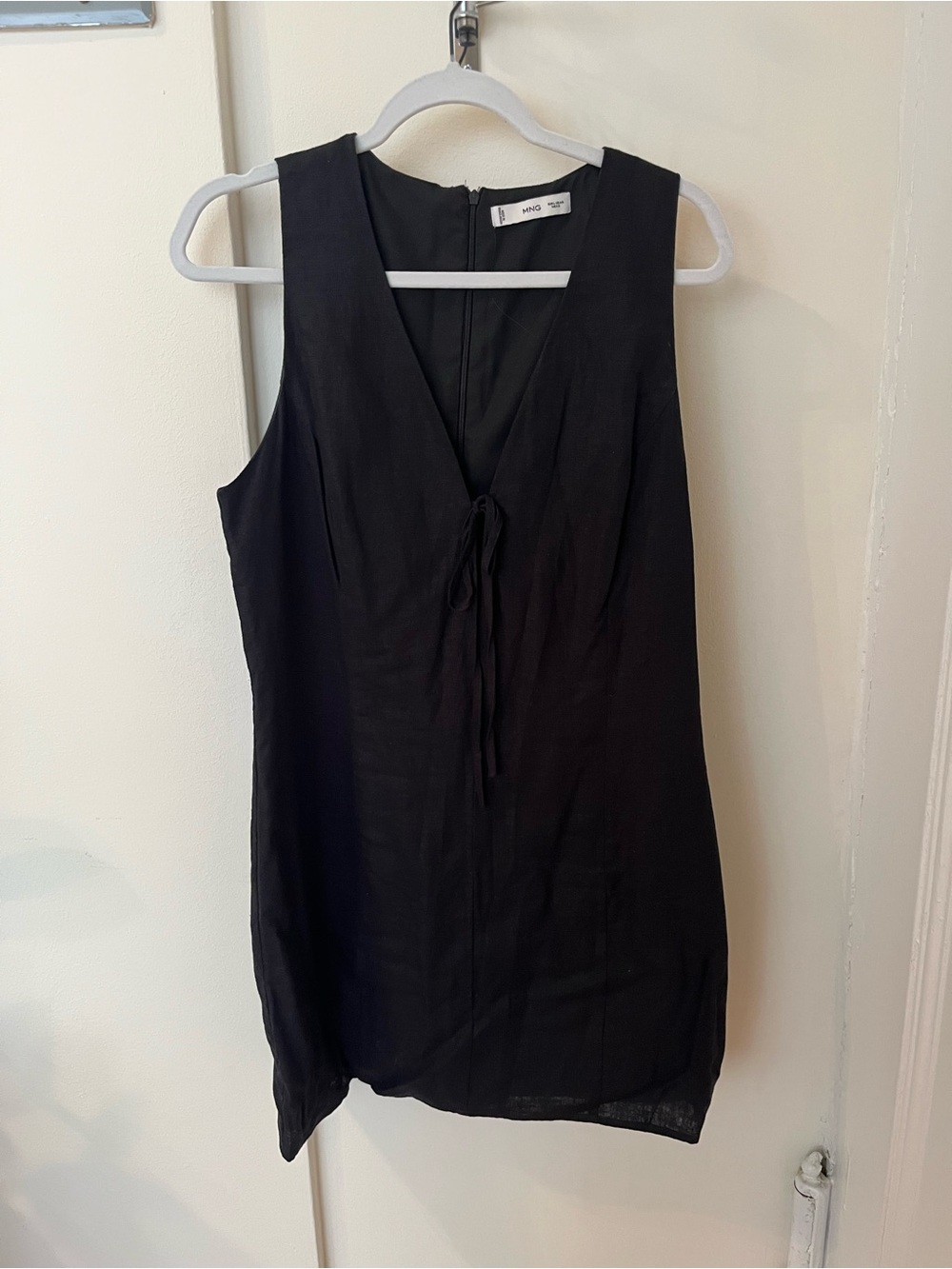 Black Sleeveless V-Neck Dress with Tie Detail